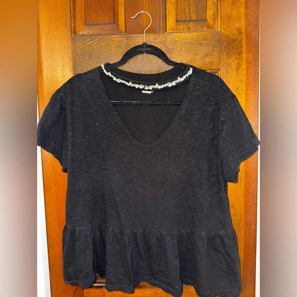 Black shirt